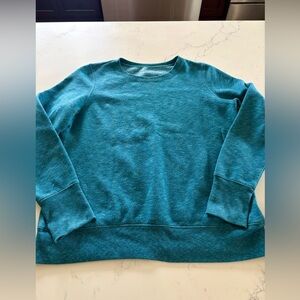 Tek Gear Blue Crew Neck Sweater - Women’s Large